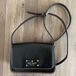 Kate Spade Wellesley Fynn Small Leather Crossbody Bag
